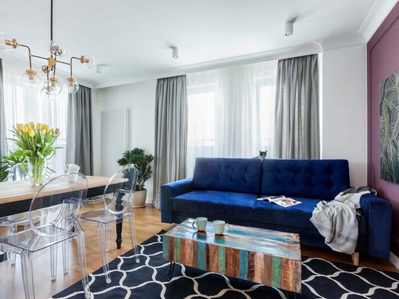 Maskownica karnisza Mardom Decor MD105 zastosowana we wnętrzu salonu