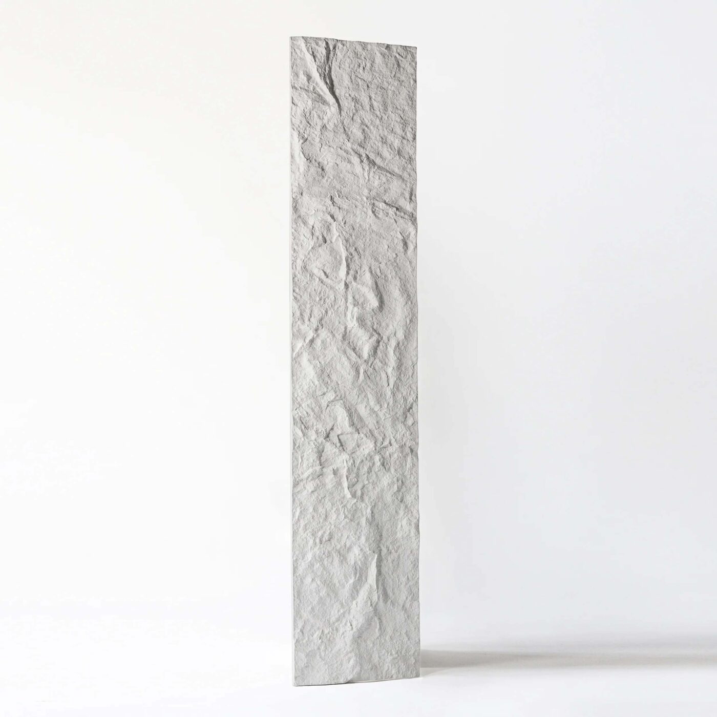 Panel ścienny Santero R1 Stone Touch – widok z boku, grubość i proporcje panelu